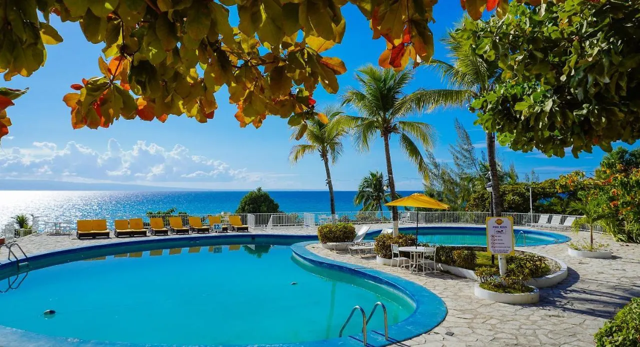 Le Xaragua Hotel contacts