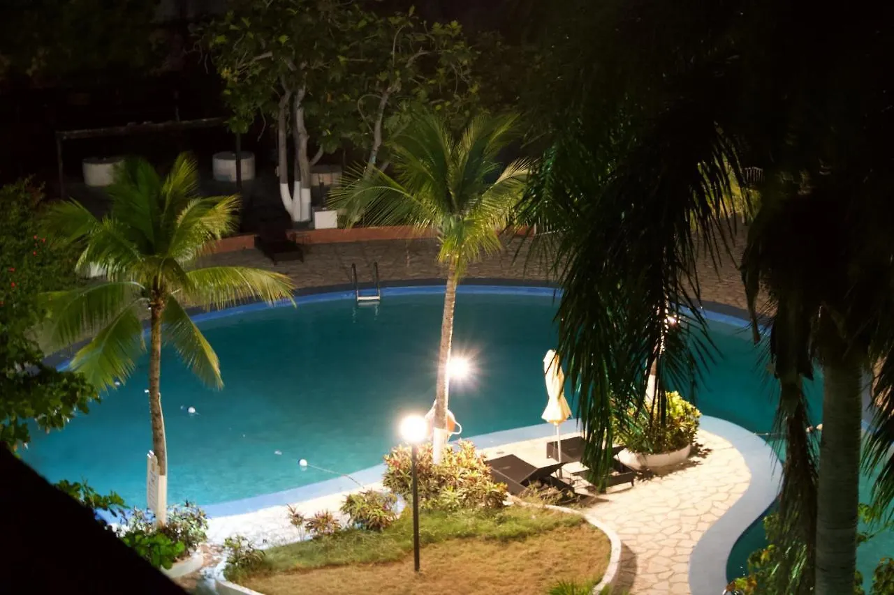 Le Xaragua Hotel Deluge