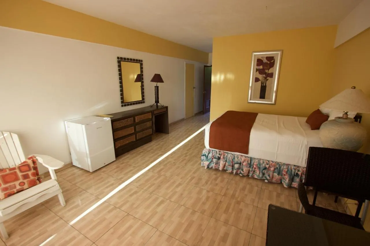 Le Xaragua Hotel Deluge